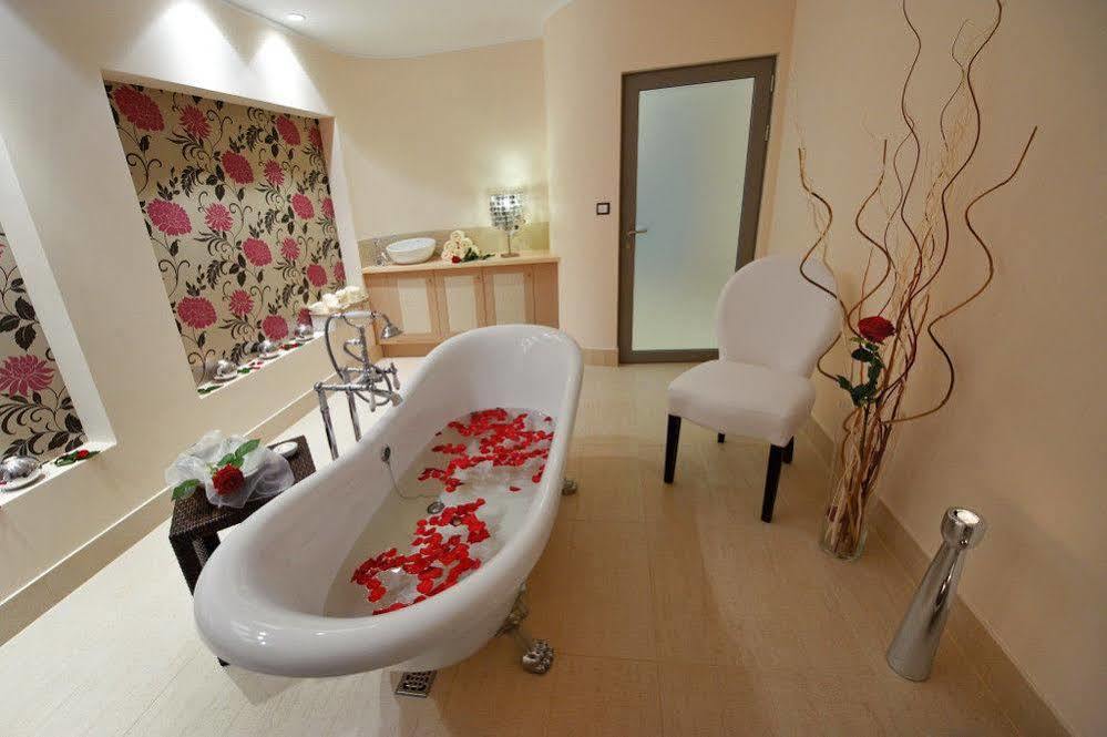 Aquarius-Aqua Apartment 科沃布热格 外观 照片